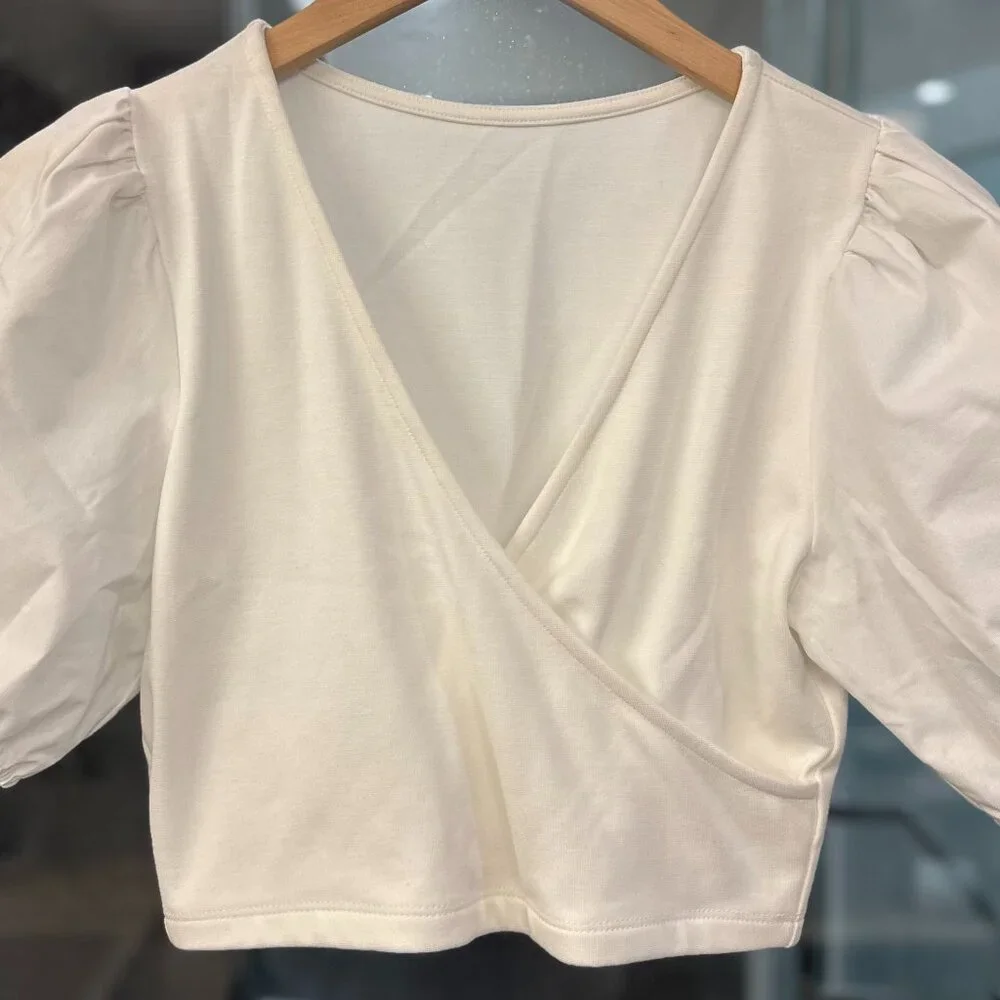(NWOT) NLT Cotton-Poplin Puff Sleeve V-Neck Crossover Cropped Blouse (White) - Picture 12 of 14